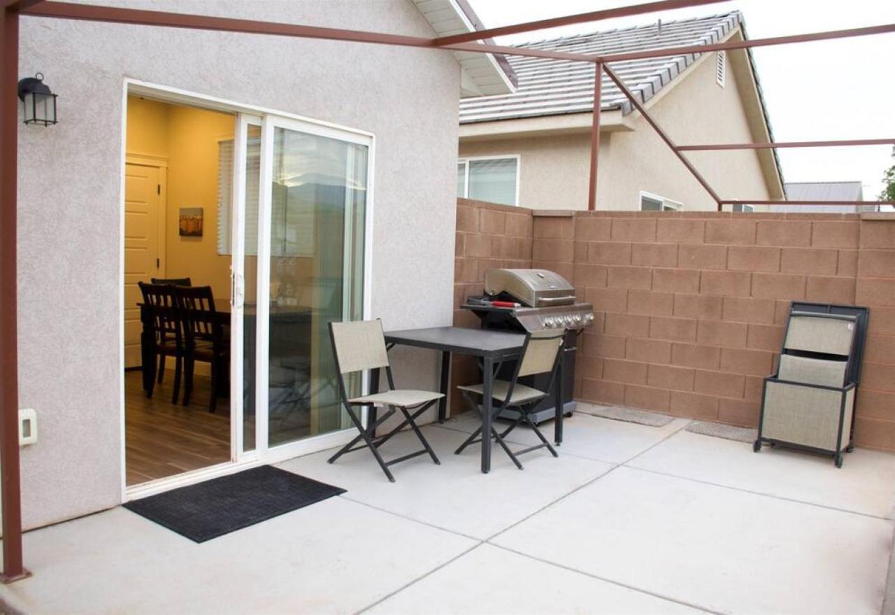 Zc2 Home Base For Zion With Two Masters La Verkin Exterior photo